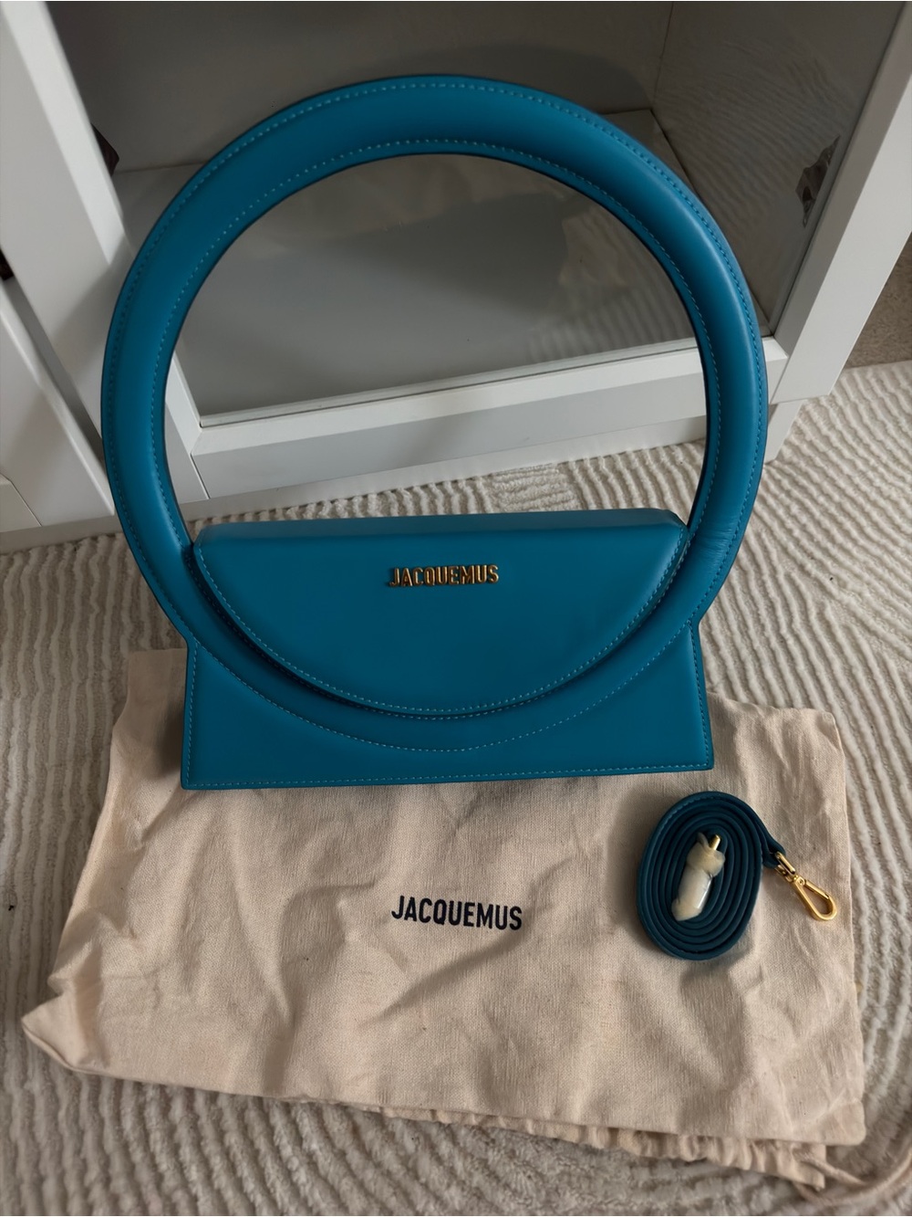 Jacquemus turquoise circular-handle mini bag with gold logo - Picture 2 of 2